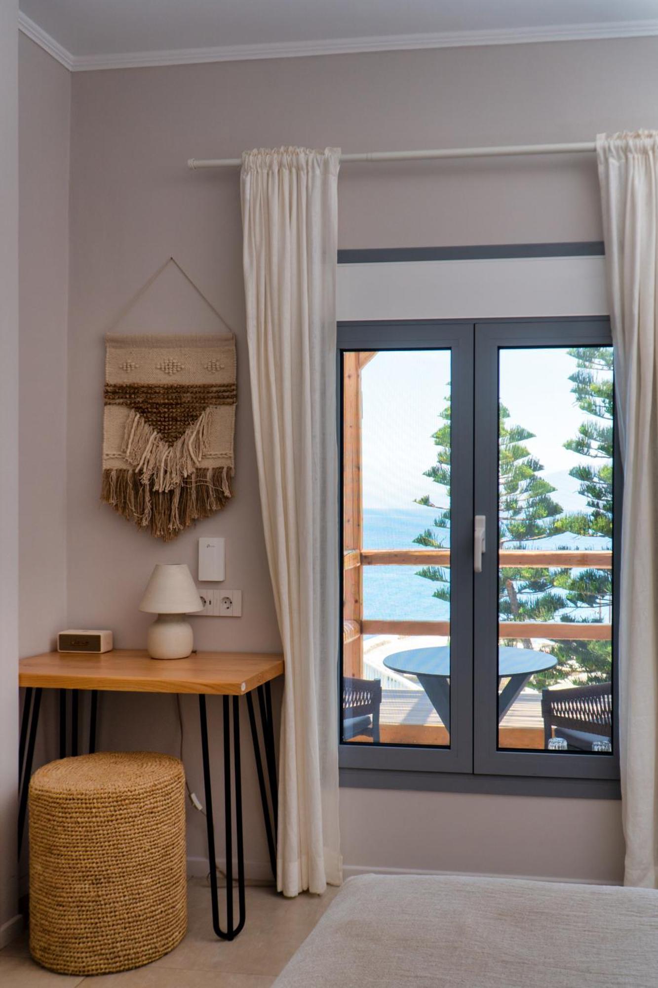 Selene Hotel Armenistis  Ngoại thất bức ảnh